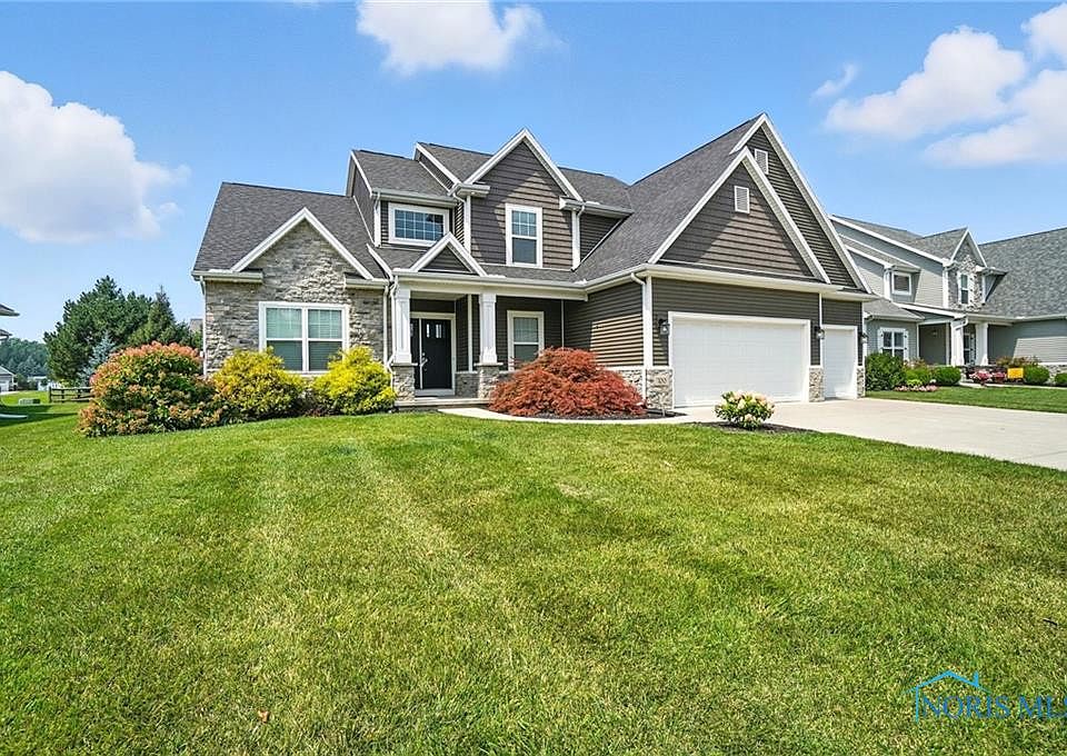 1st image of 700 Delaware Dr