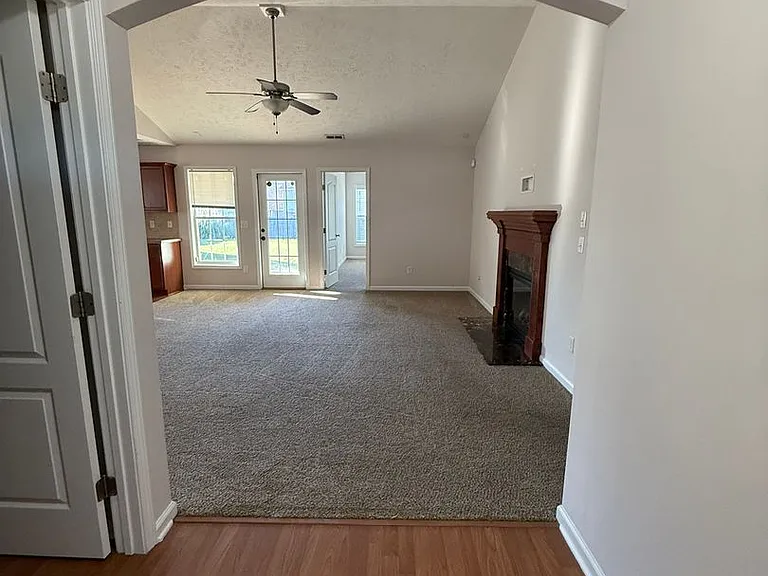 2513 Hunting Bow Dr — Photo 6