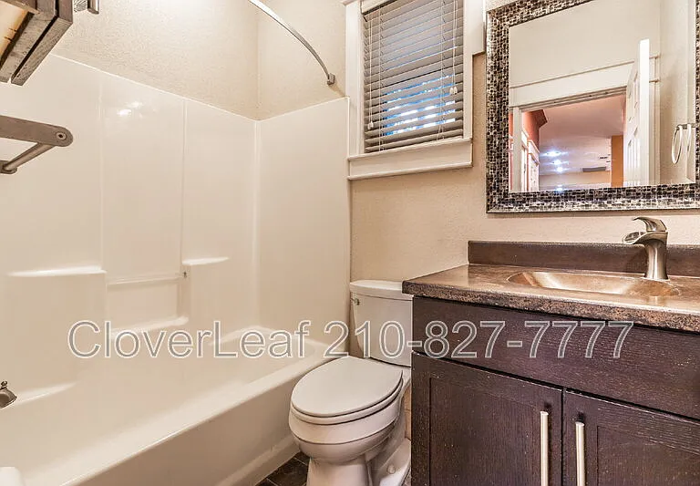 1025 Flaming Oak Dr — Photo 23