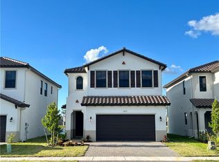 5653 Cerva Ln, Immokalee, FL 34142