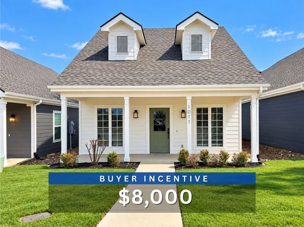 1011 NE Heights Ln, Bentonville, AR 72712