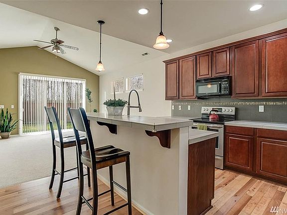 5th image of 6740 Anthem St E