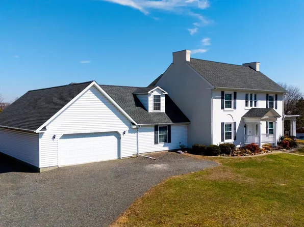 101 W 6th St, Boyertown, PA 19512