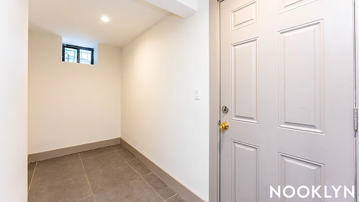 Rented by Nooklyn NYC LLC | media 7