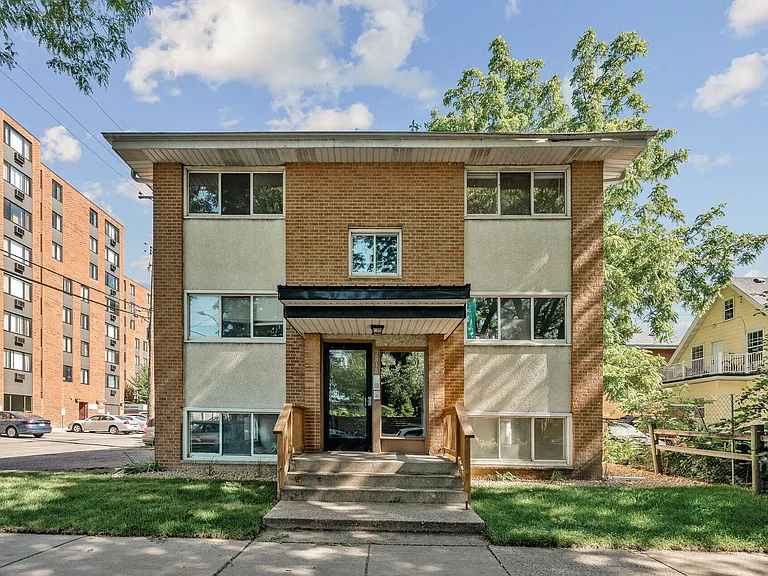 2818 East 31st Street — Photo 5