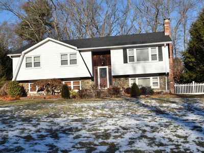 104 Woodmont Dr, East Hartford, CT, 06118