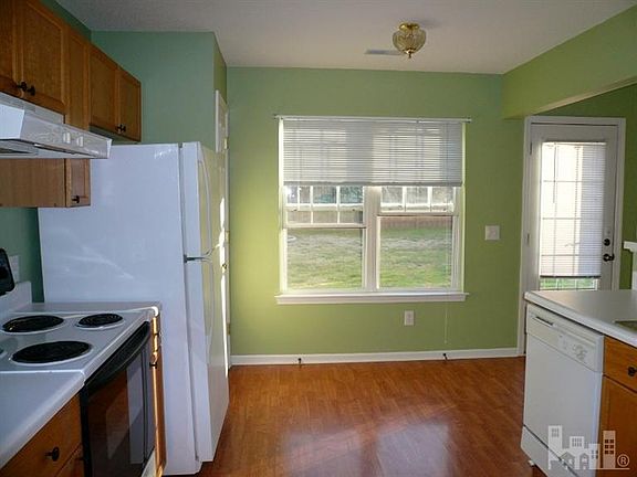 4th image of 10025 Hidden Branches Drive SE