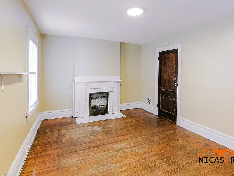 1638 Indianola Ave — Photo 28