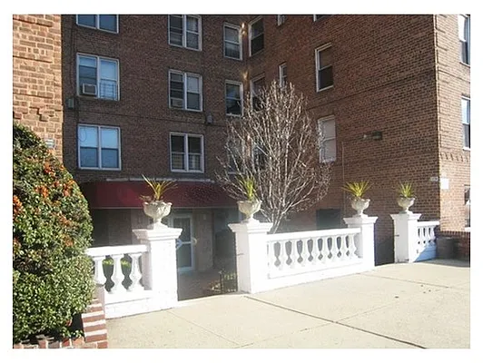 Sold by Coldwell Banker LaBarca Real Estate | media 14