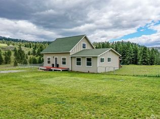 6 Ibis Ct, Republic, WA 99166