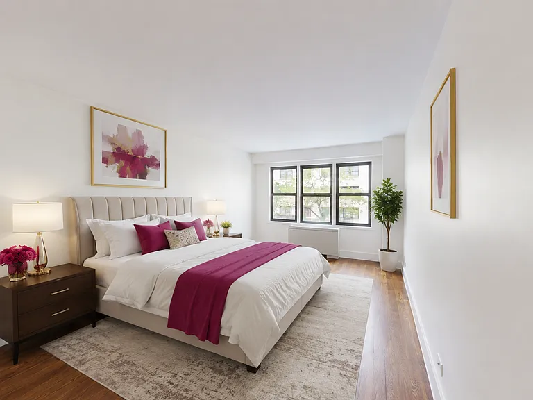 220 E 63rd St #2K — Photo 2