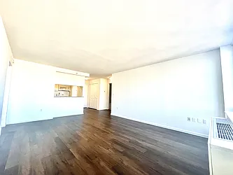 Rented by Addison Property Group