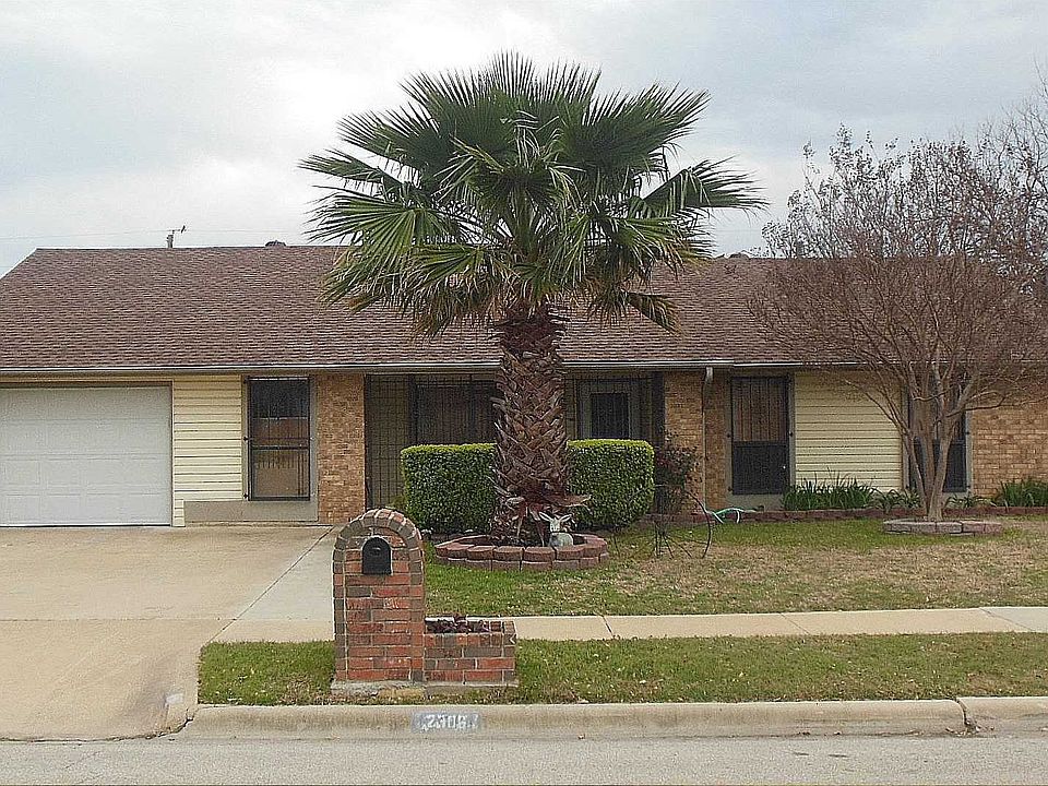 1st image of 2306 Lily Dr