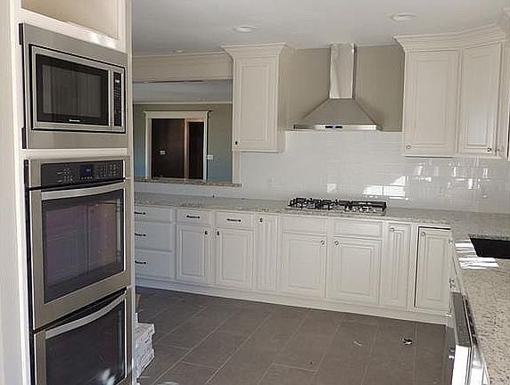4th image of 1308 Westchester Dr