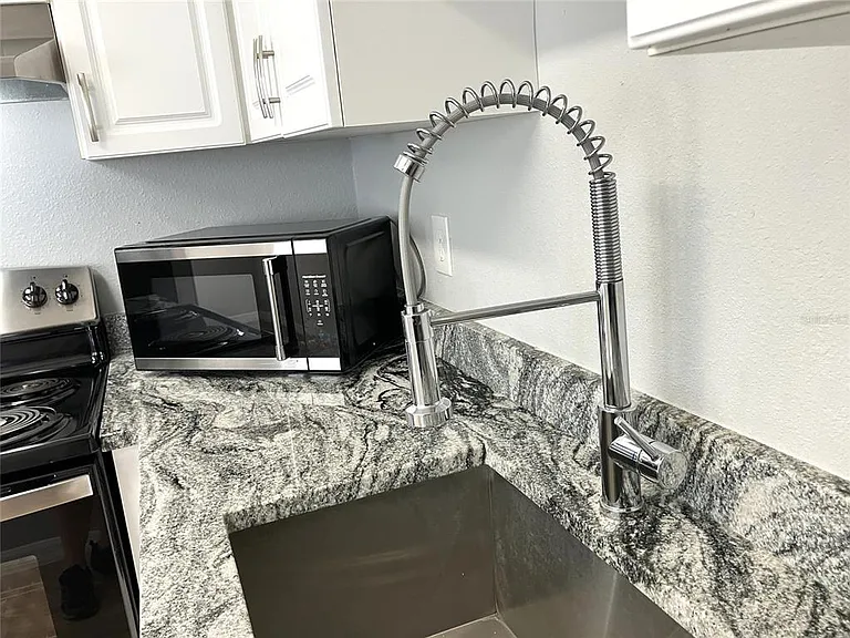 11703 Raintree Village Blvd #B — Photo 21
