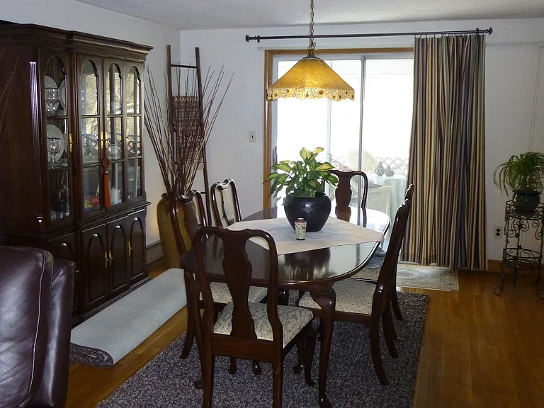 24 Circle Rd — Photo 9