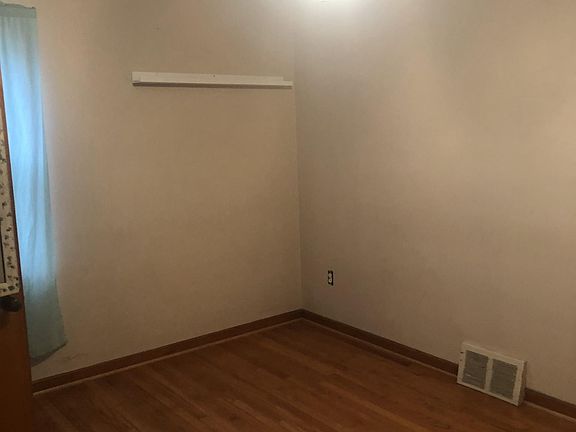 5th image of 1850 12th St