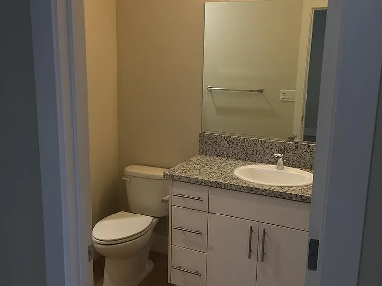 2112 Nord Ave #2 — Photo 14