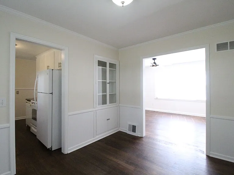 5515 Rosewood St — Photo 6