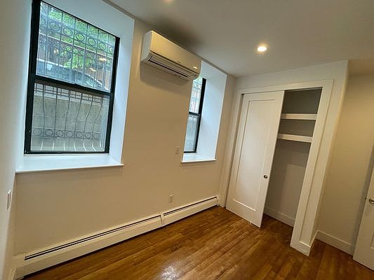 5th image of 300 W 112th St APT Llb