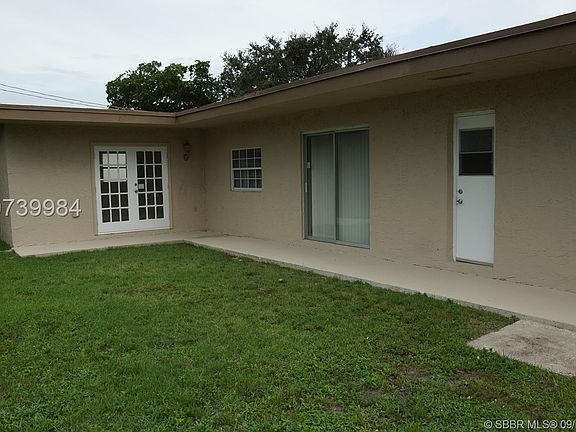 4th image of 11951 NW 31st St