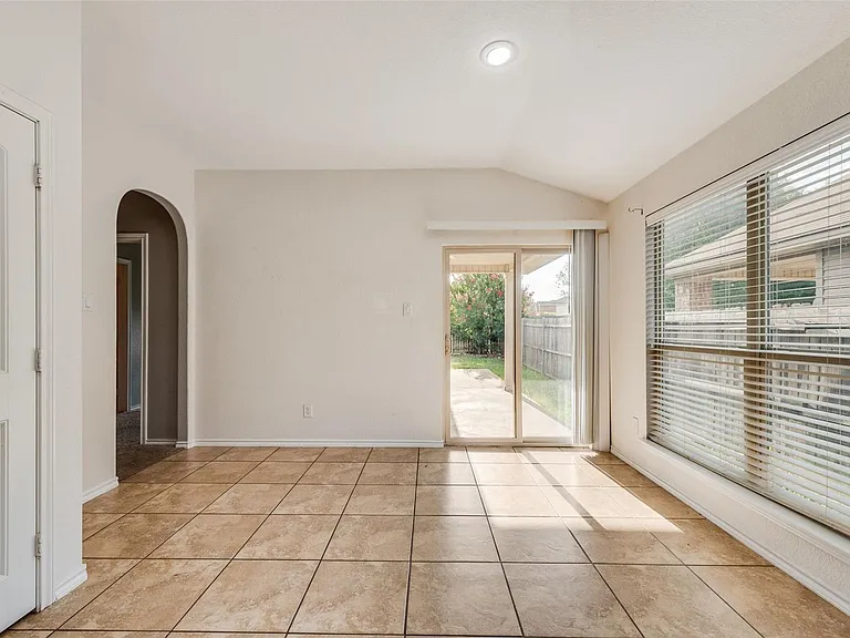 5160 Britton Ridge Ln — Photo 8