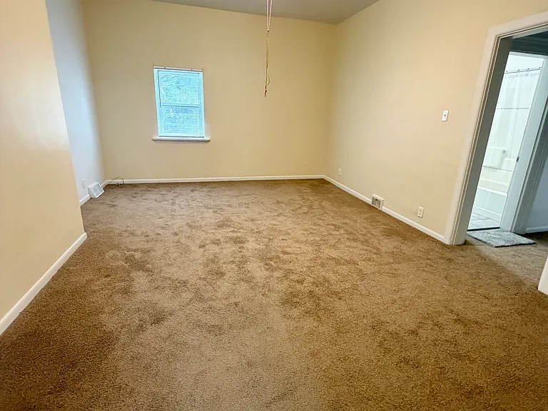 1412 Main St #2 — Photo 11