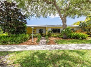 11825 SW 107th Ave, Miami, FL 33176