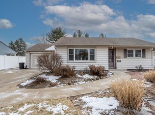 723 N Moreland Blvd, Waukesha, WI 53188