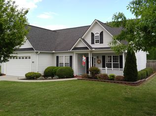 201 Charleston Ridge Dr, Mocksville, NC 27028