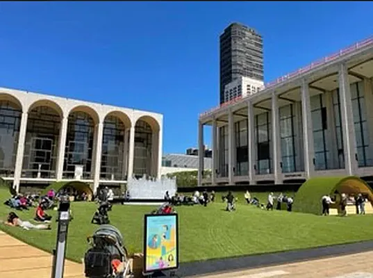 Rented by Level Group | media 13