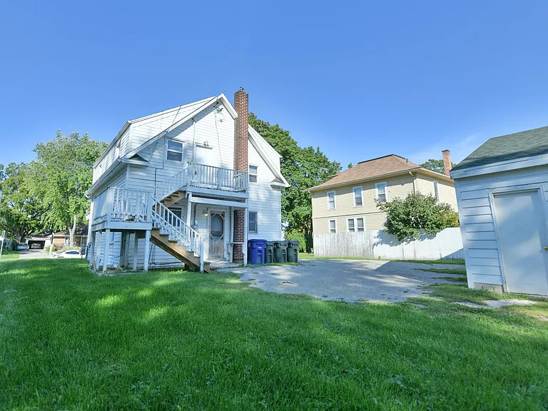 309 S Erie St — Photo 12