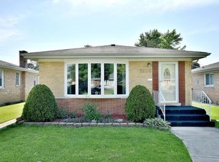 2928 Sarah St, Franklin Park, IL 60131