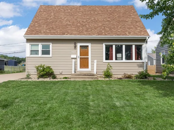 908 18th St SW, Cedar Rapids, IA 52404