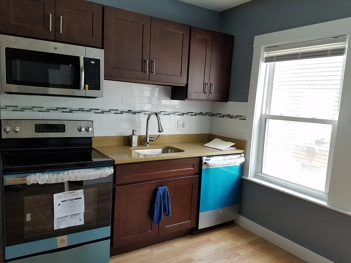 64 Stockton Street — Photo 2
