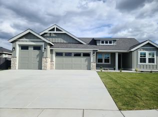 2101 Legacy Ln, Richland, WA 99352