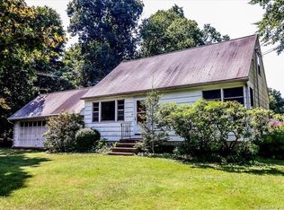 55 Gibson Rd, Milford, CT 06461