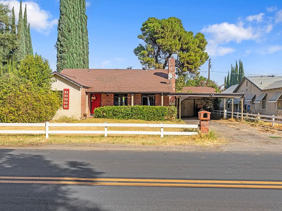 1st image of 213 Palm Ave