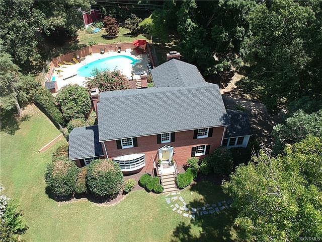 1st image of 8200 Notre Dame Dr
