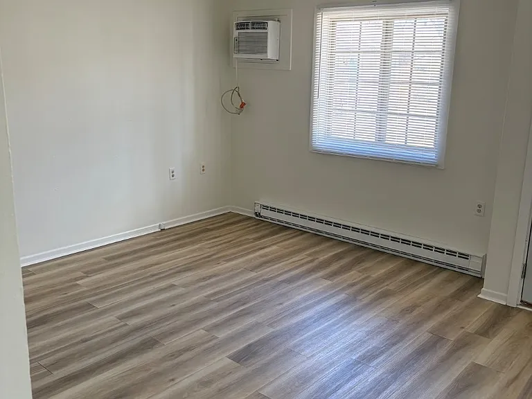 Unit Photo