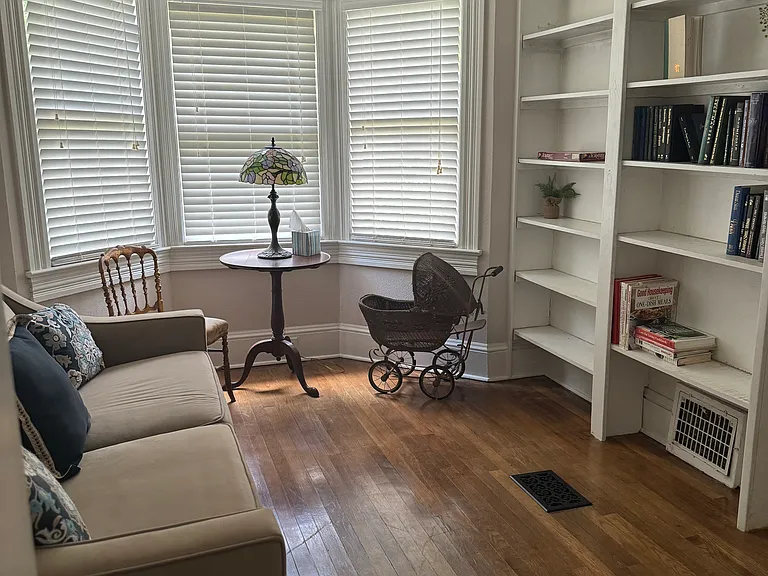 325 E Rich Ave — Photo 10