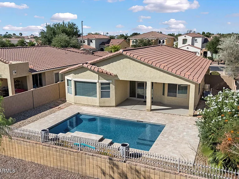 949 E Indian Wells Pl — Photo 27