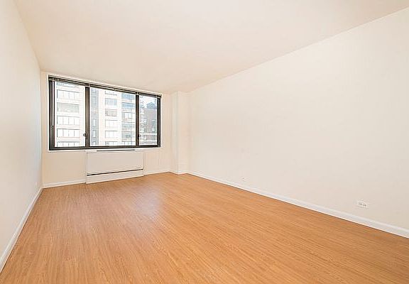 5th image of 211 W 56th St #K31
