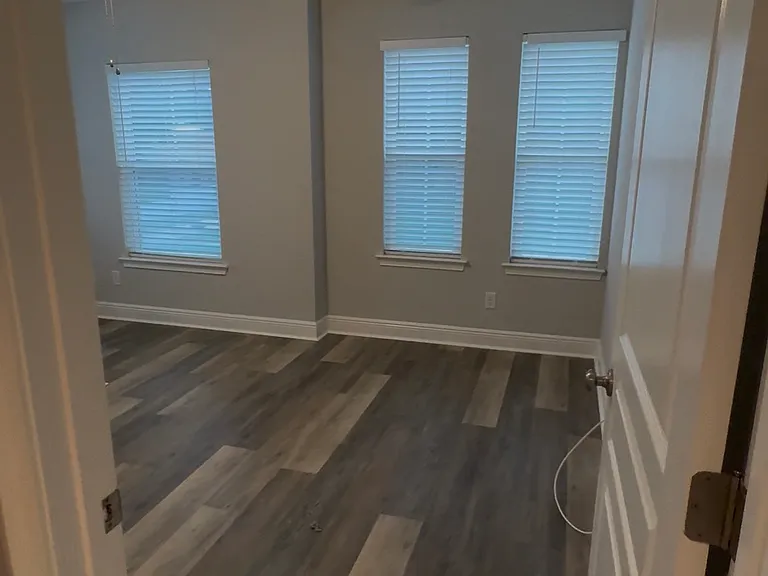 2607 S Brown Ave — Photo 16