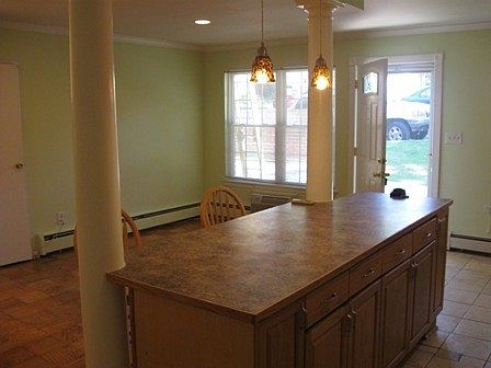 3rd image of 1300 Towne House Vlg
