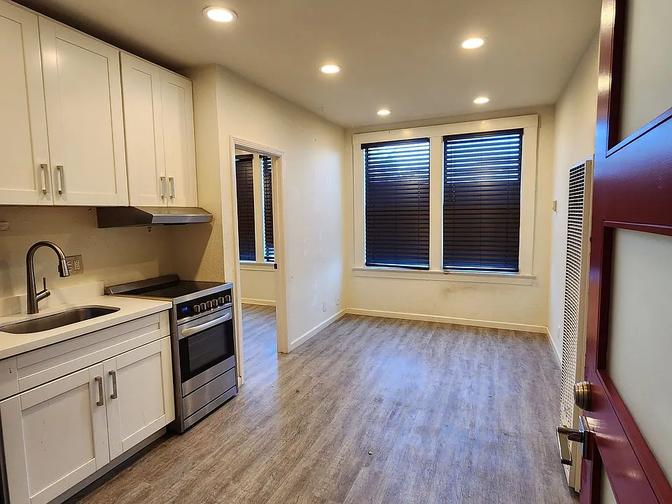 1 Bed 1 Bath in Historical Building