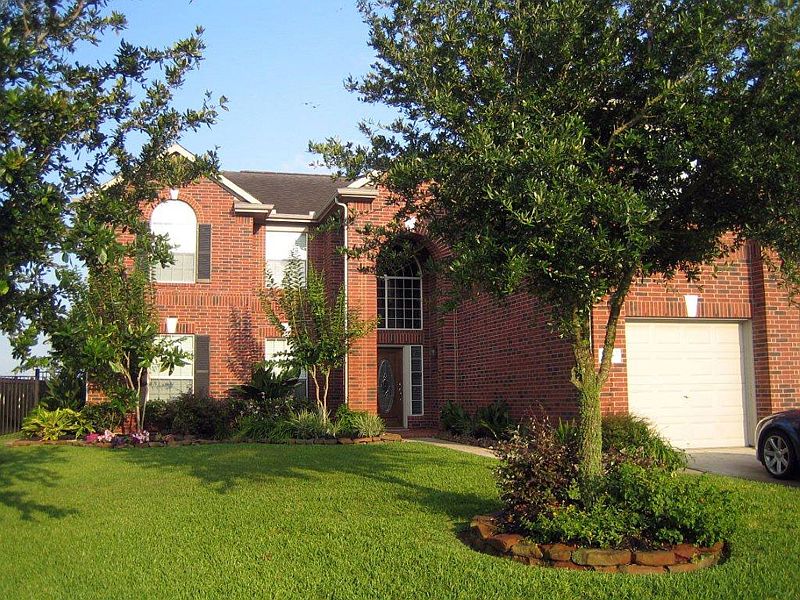 Curb View Left