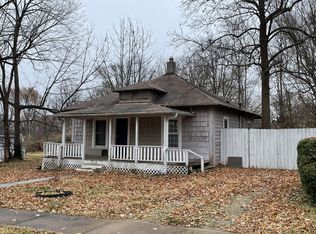 2240 N Robberson Ave, Springfield, MO 65803