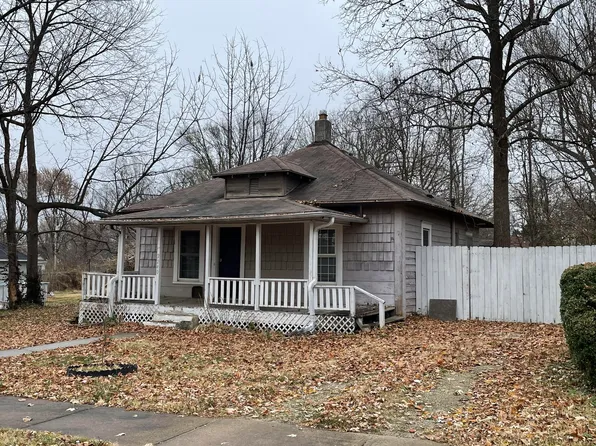 2240 N Robberson Avenue, Springfield, MO 65803