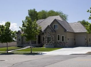 1341 Reunion Ave, South Jordan, UT 84095